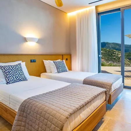 Lavender Bloom By Villa